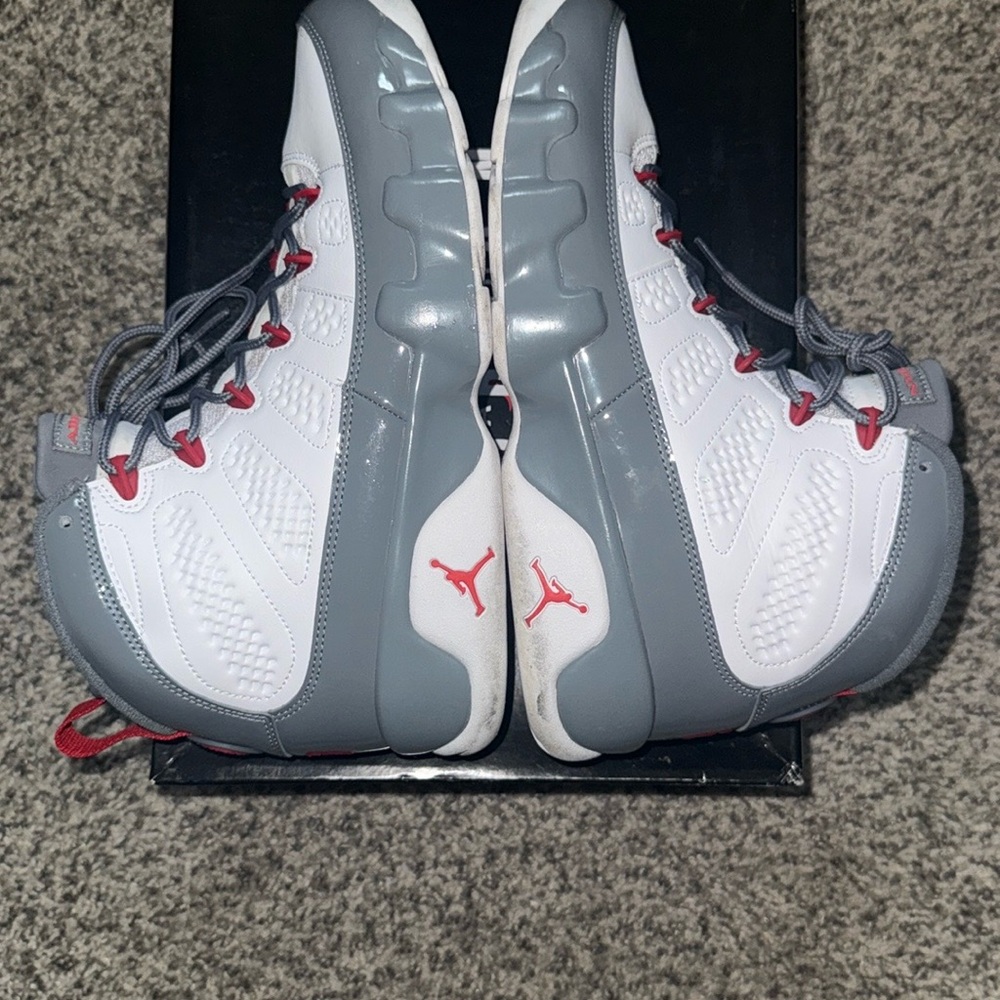 Men's Cool Grey 9s